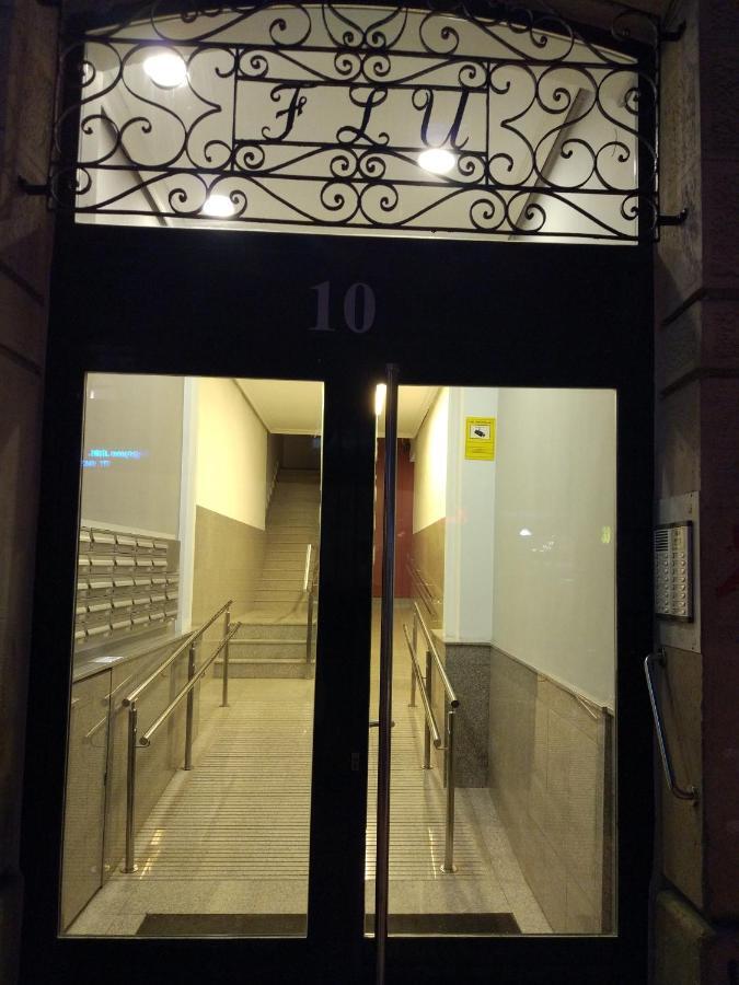 Next City Center San Sebastian Bus & Train Station Free Wifi Esterno foto
